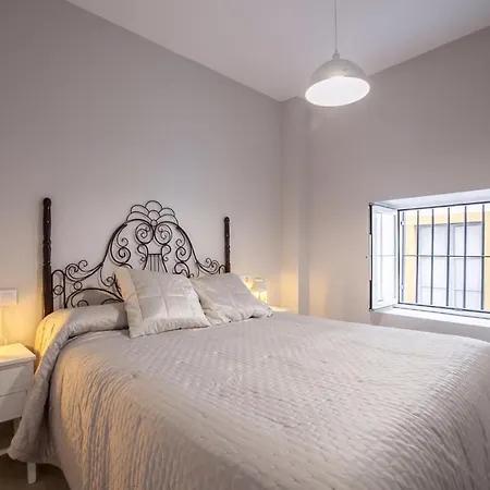 Apartamento Casco Antiguio ↑ Calidades 4 Px 1 Br Sevilla Buitenkant foto
